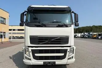 Volvo FH500 6x2, 375 kW, diesel, automatic