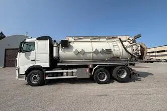 Volvo FH500 6x2, 375 kW, diesel, automatic