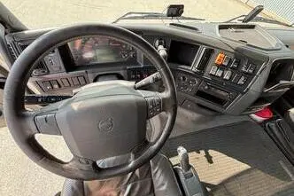 Volvo FH500 6x2, 375 kW, diesel, automatic