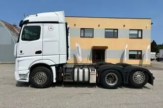 Mercedes-Benz Actros, 390 kW, дизель, автомат