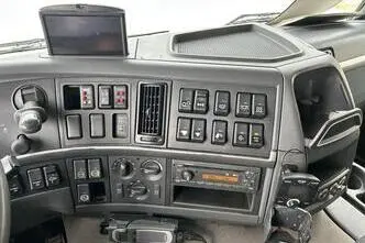 Volvo FMX450, 338 kW, дизель, автомат