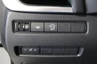 Nissan Qashqai, 1.3, 116 kW, гибрид, автомат, передний привод