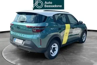 Opel Frontera, 1.2, 107 kW, гибрид, автомат, передний привод
