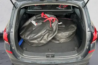 Hyundai i30, 1.0, 88 kW, бензин, автомат, передний привод