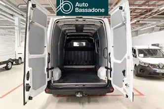 Nissan NV400, 2.3, 110 kW, diesel, manual, front-wheel drive