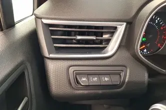 Renault Clio, 1.0, 67 kW, бензин, механическая, передний привод