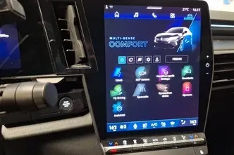 Renault Rafale, 1.2, 221 kW, подключаемый гибрид, автомат, полный привод