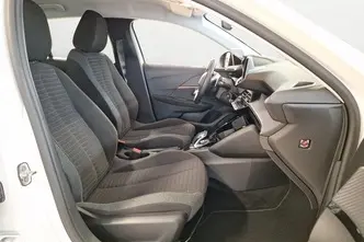 Peugeot 208, 1.2, 74 kW, бензин, автомат, передний привод