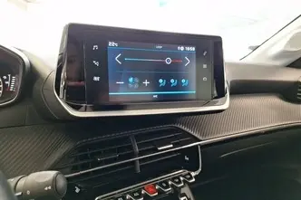Peugeot 208, 1.2, 74 kW, бензин, автомат, передний привод
