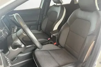 Renault Captur, 1.6, 117 kW, подключаемый гибрид, автомат, передний привод