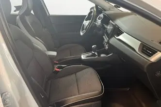 Renault Captur, 1.6, 117 kW, подключаемый гибрид, автомат, передний привод