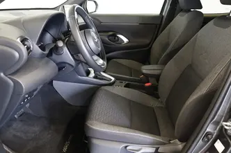 Toyota Yaris Cross, 1.5, 68 kW, hübriid, automaat, esivedu