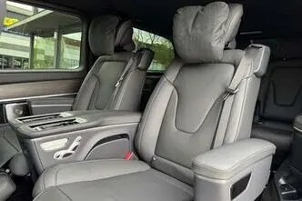 Mercedes-Benz V 300, 2.0, 176 kW, diesel, automatic, four-wheel drive