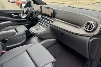 Mercedes-Benz V 300, 2.0, 176 kW, diesel, automatic, four-wheel drive