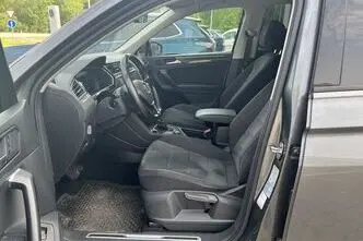 Volkswagen Tiguan, 2.0, 110 kW, бензин, автомат, полный привод