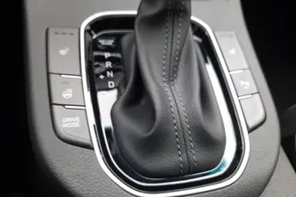 Hyundai i30, 1.0, 88 kW, бензин, автомат, передний привод