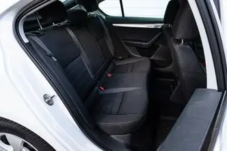 Škoda Octavia, 1.6, 85 kW, diisel, automaat, esivedu