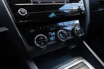 Škoda Octavia, 1.6, 85 kW, diisel, automaat, esivedu