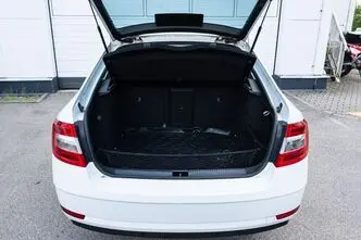 Škoda Octavia, 1.6, 85 kW, diisel, automaat, esivedu