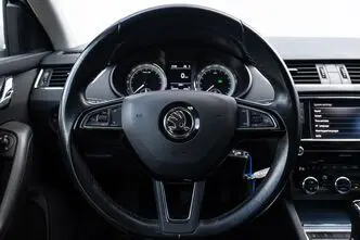 Škoda Octavia, 1.6, 85 kW, diisel, automaat, esivedu