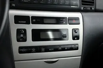 Toyota Corolla, 1.6, 110 kW, bensiin, automaat, esivedu