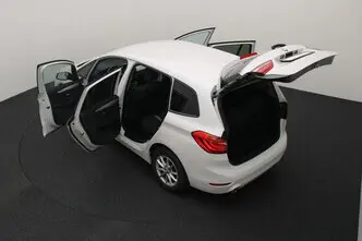 BMW 216, 1.5, 85 kW, дизель, автомат, передний привод
