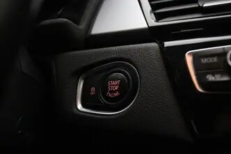 BMW 216, 1.5, 85 kW, дизель, автомат, передний привод