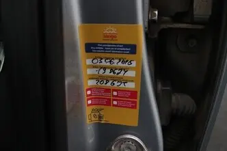 Mazda 3, 2.0, 132 kW, hübriid, manuaal, esivedu