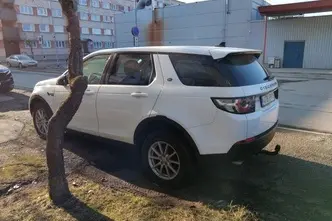 Land Rover Discovery Sport, 2.0, 110 kW, diesel, manual, four-wheel drive