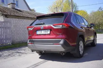 Toyota RAV4, 2.5, 131 kW, hybrid, automatic, front-wheel drive