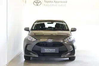 Toyota Yaris, 1.5, 92 kW, бензин, механическая, передний привод