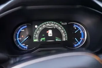 Toyota RAV4, 2.5, 131 kW, hybrid, automatic, front-wheel drive