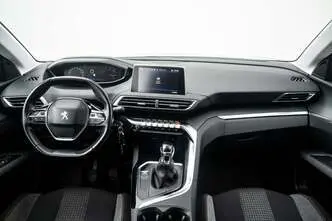 Peugeot 3008, 1.6, 88 kW, diesel, manual, front-wheel drive
