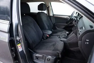 Volkswagen Tiguan, 2.0, 140 kW, бензин, автомат
