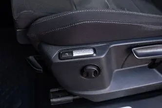 Volkswagen Tiguan, 2.0, 140 kW, бензин, автомат