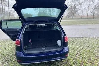 Volkswagen Golf, 1.6, 85 kW, diesel, manual, front-wheel drive
