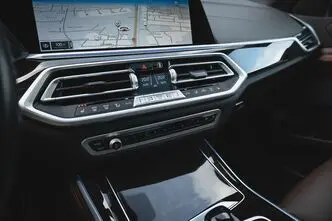 BMW X5, 3.0, 210 kW, hübriid, automaat, nelikvedu