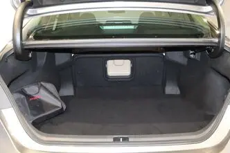 Toyota Camry, 2.5, 131 kW, hübriid, automaat, esivedu
