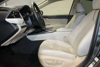 Toyota Camry, 2.5, 131 kW, hübriid, automaat, esivedu