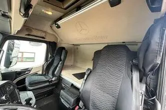 Mercedes-Benz Actros, 330 kW, дизель, автомат