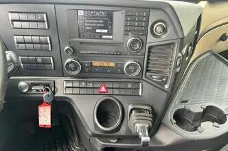 Mercedes-Benz Actros, 330 kW, дизель, автомат