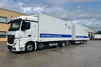 Mercedes-Benz Actros, 330 kW, дизель, автомат
