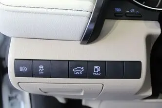 Toyota Camry, 2.5, 131 kW, hübriid, automaat, esivedu