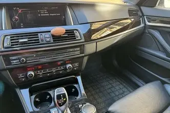 BMW 528, 2.0, 180 kW, petrol, automatic, rear-wheel drive