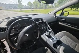 Peugeot 3008, 1.6, 80 kW, дизель, механическая, передний привод