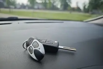 Peugeot 3008, 1.6, 80 kW, дизель, механическая, передний привод