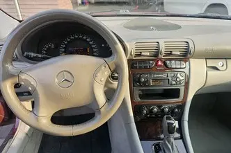 Mercedes-Benz C 200, 2.1, 85 kW, дизель, автомат, задний привод