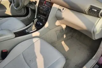 Mercedes-Benz C 200, 2.1, 85 kW, дизель, автомат, задний привод