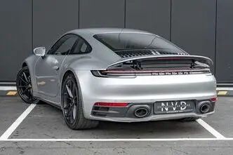 Porsche 911, 3.0, 331 kW, бензин, автомат, полный привод