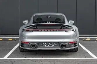 Porsche 911, 3.0, 331 kW, бензин, автомат, полный привод